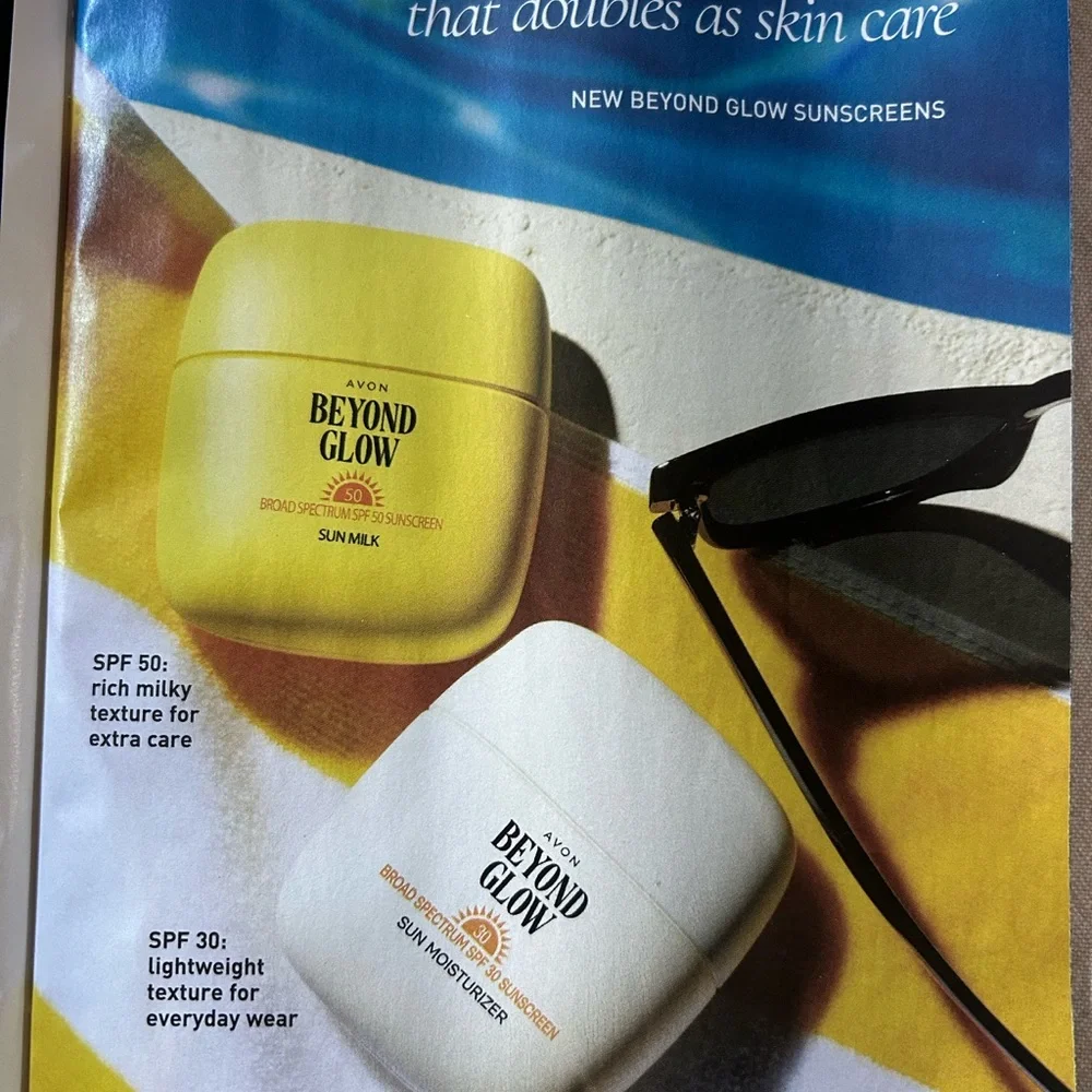 Avon Beyond Glow Sun Milk SPF 50 - Picture 3 of 3